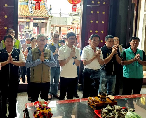 六堆日各鄉區代表及大總理後代於忠義祠祭祀