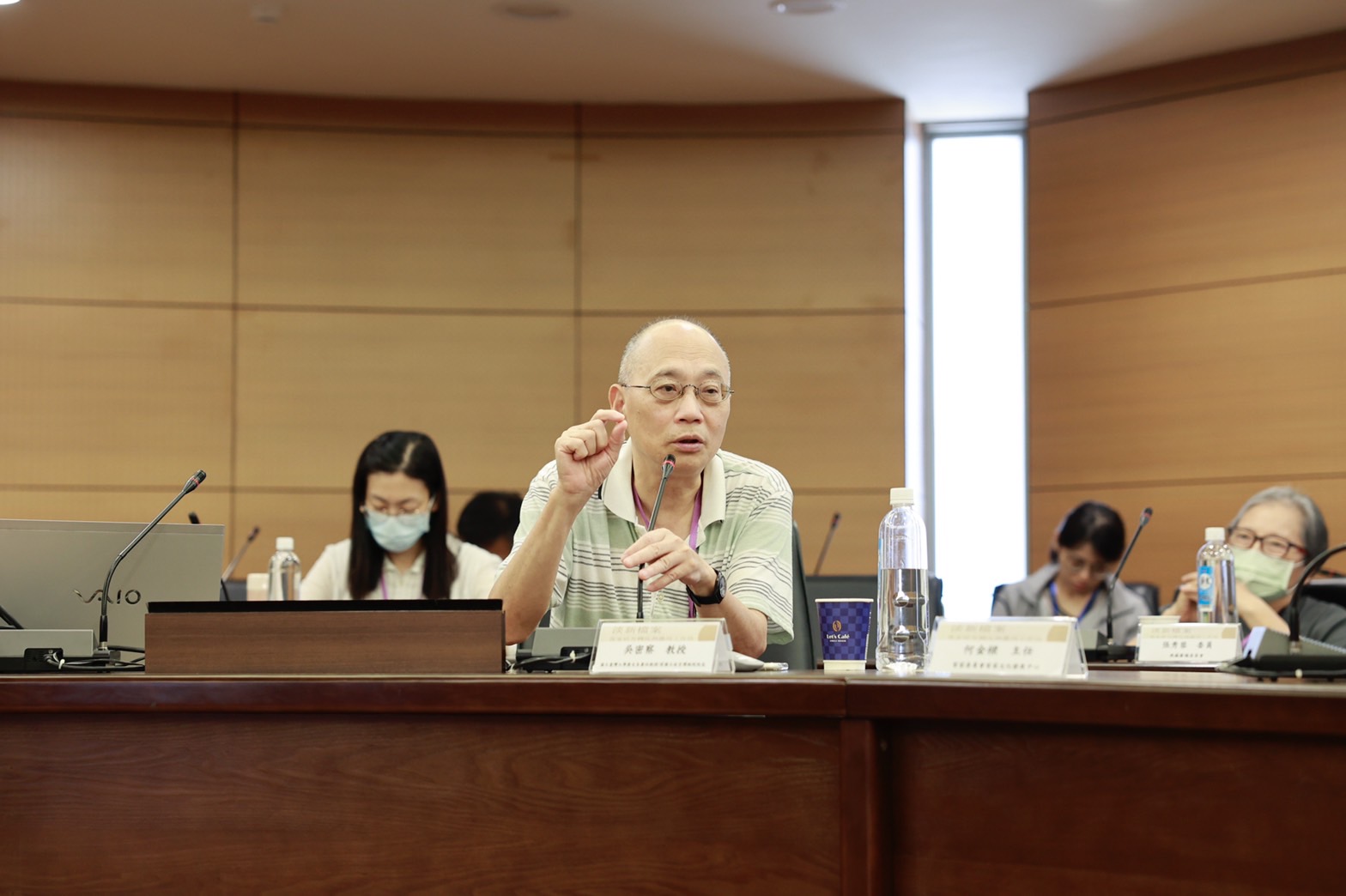 國立臺灣大學歷史系吳密察教授現場分享有關淡新檔案產生背景、內容與時代意義，講述淡新檔案前世今生於清代社會背景的說明，瞭解當時地方政府管理地方的方式與政策。