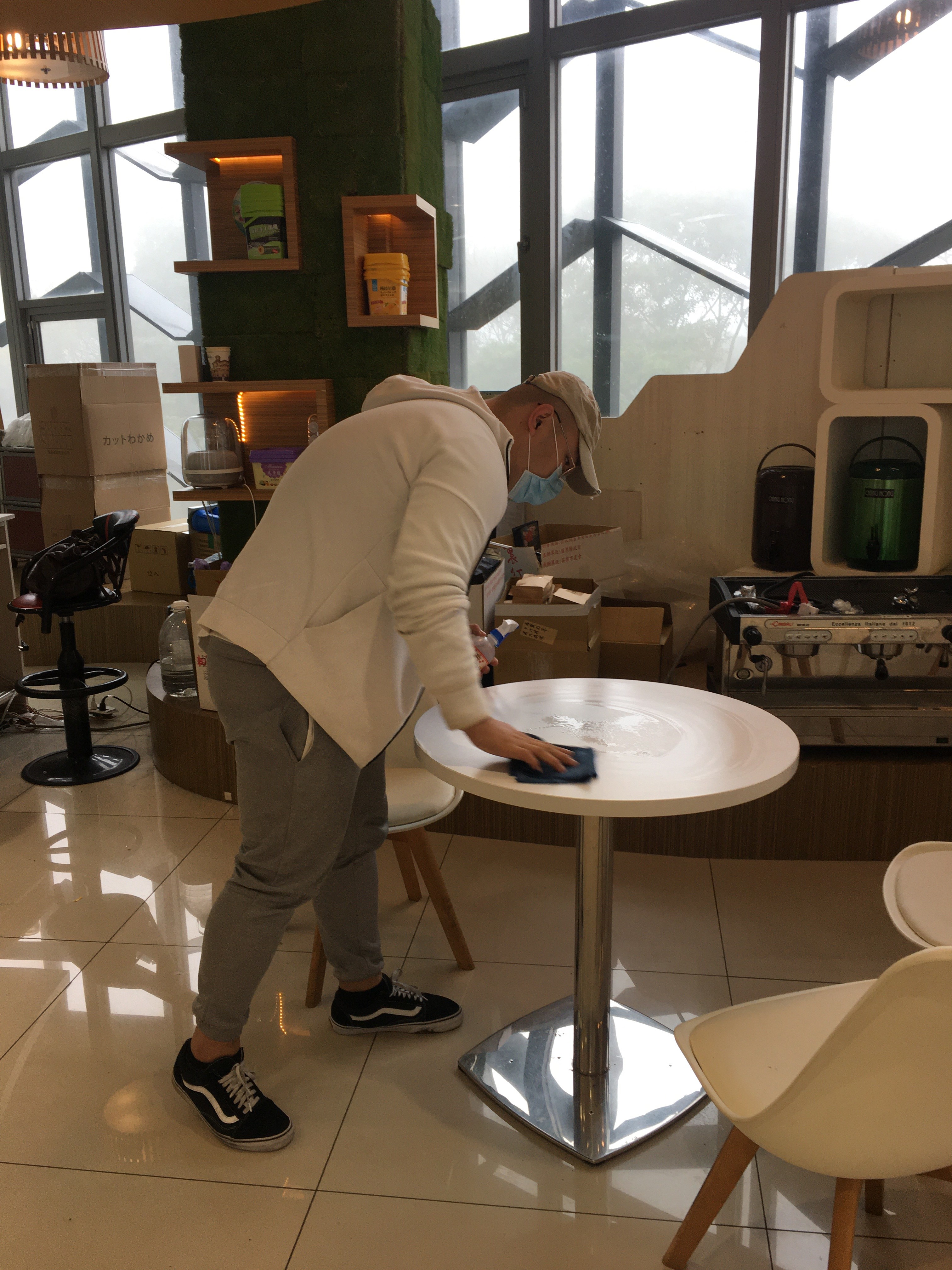賣店桌椅清潔消毒